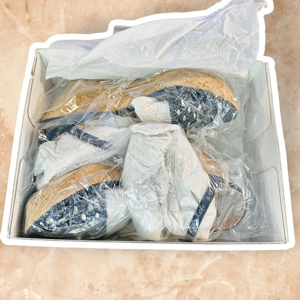 NWT Brenda Zaro Navy Blue Woven Leather ‘Nadia’ Cork Wedge Sandals Size 41
